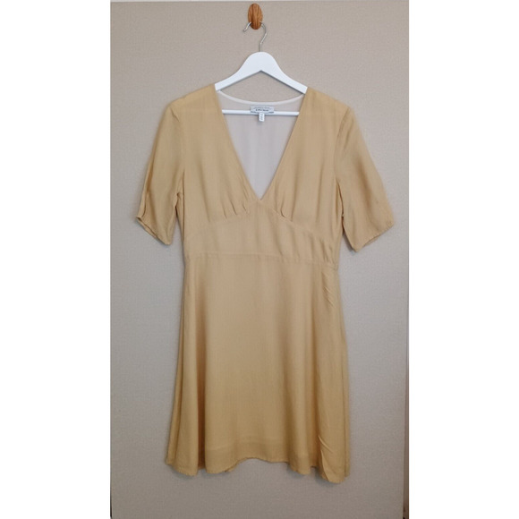 & Other Stories Dress Women's 8 Yellow Minimalist V Neck Short Sleeve Flare - Picture 1 of 6